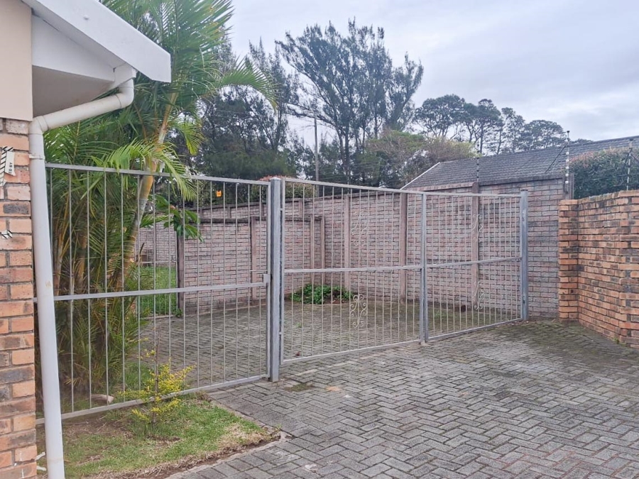 To Let 2 Bedroom Property for Rent in Gonubie Eastern Cape